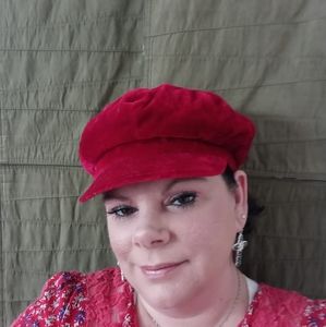 Meet your Posher, Brittany